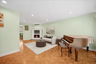 [Address not provided], Wilmette, IL 60091 - Photo 2