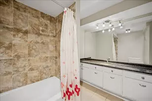 [Address not provided], Wilmette, IL 60091 - Photo 14