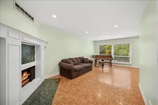 [Address not provided], Wilmette, IL 60091 - Photo 18