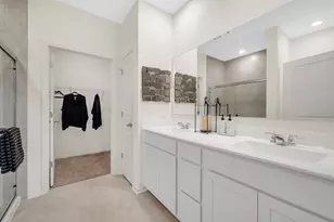 1124 Bluebell Ln, Bartlett, IL 60103 - Photo 16