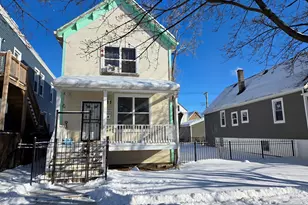 10503 S Edbrooke Ave, Chicago, IL 60628 - Photo 1