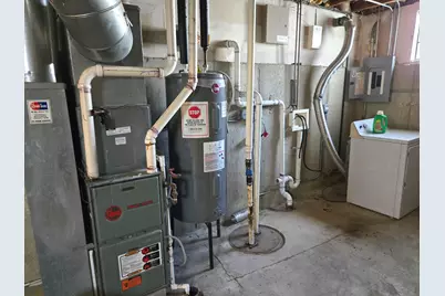 10503 S Edbrooke Avenue, Chicago, IL 60628 - Photo 12