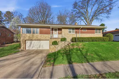3537 49th Street, Moline, IL 61265 - Photo 2