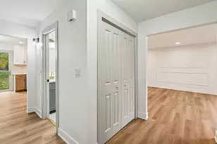 123 N Western Ave, Bartlett, IL 60103 - Photo 14