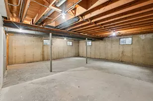 123 N Western Ave, Bartlett, IL 60103 - Photo 34