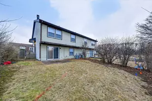 364 Kirkwood Cir, Bolingbrook, IL 60440 - Photo 2