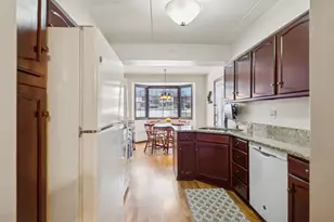 7930 W Lakeview Ct, Palos Heights, IL 60463 - Photo 6