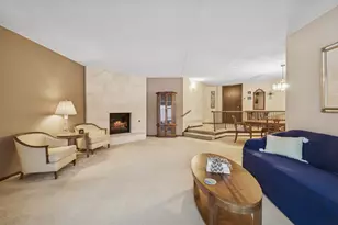 7930 W Lakeview Ct, Palos Heights, IL 60463 - Photo 4