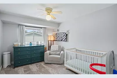 6821 Roberts Drive, Woodridge, IL 60517 - Photo 16