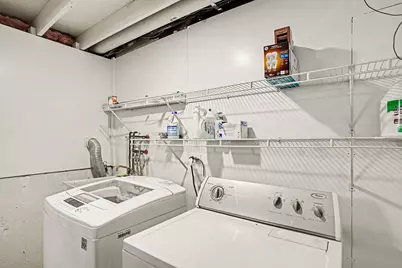 6821 Roberts Drive, Woodridge, IL 60517 - Photo 12