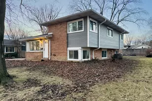 305 Winnebago St, Park Forest, IL 60466 - Photo 2