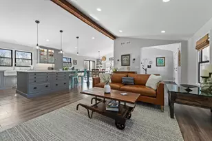 21032 N Crestview Dr, Barrington, IL 60010 - Photo 8