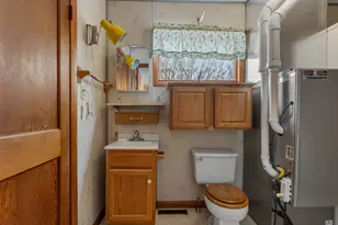 708 S E St, Hammond, IL 61929 - Photo 18