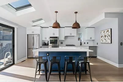 2047 W Homer Street, Chicago, IL 60647 - Photo 10