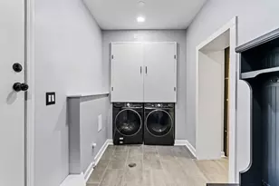 2047 W Homer St, Chicago, IL 60647 - Photo 40