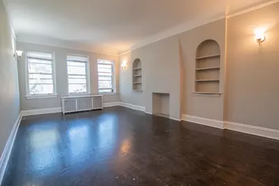 2445 W Rosemont Avenue #3, Chicago, IL 60659 - Photo 2