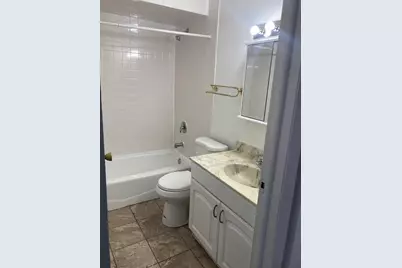 [Address not provided], Naperville, IL 60540 - Photo 8