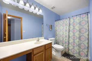 2417 Fleetwood Dr, Joliet, IL 60432 - Photo 20