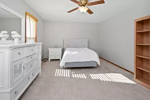 10 Cameron Ct, Bloomington, IL 61704 - Photo 38