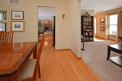 10 Cameron Court, Bloomington, IL 61704 - Photo 12