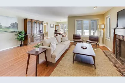 1501 N Courtland Drive, Arlington Heights, IL 60004 - Photo 4