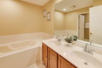 1501 N Courtland Drive, Arlington Heights, IL 60004 - Photo 16