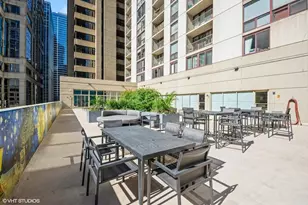 200 N Dearborn St, Chicago, IL 60601 - Photo 20