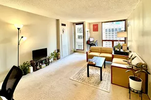 200 N Dearborn St, Chicago, IL 60601 - Photo 4