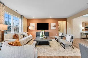 396 Cottrell Dr, Aurora, IL 60506 - Photo 16