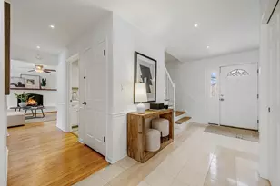 41 Canterbury Rd, Lincolnshire, IL 60069 - Photo 4