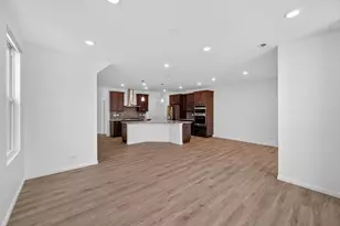 533 Watercress Dr, Aurora, IL 60504 - Photo 6