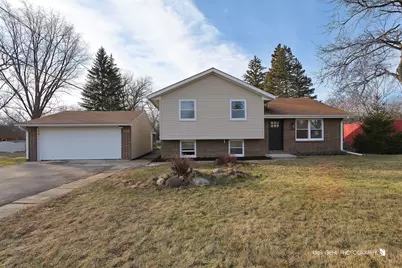 1070 Belle Plaine Avenue, Gurnee, IL 60031 - Photo 1