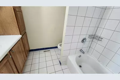 5 Castlegate Court, Vernon Hills, IL 60061 - Photo 22