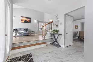 40 Jackson Ln, Streamwood, IL 60107 - Photo 6