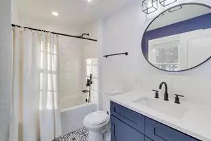 26225 N Hickory Rd, Mundelein, IL 60060 - Photo 12