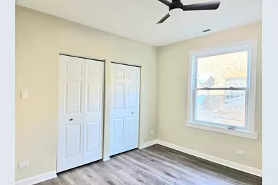 [Address not provided], Berwyn, IL 60402 - Photo 8