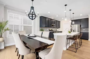 412 Bluff Ave, La Grange, IL 60525 - Photo 12