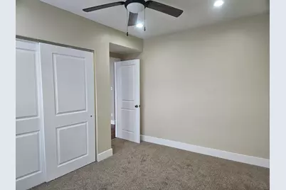 3040 N Cicero Avenue #2, Chicago, IL 60641 - Photo 10