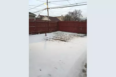 13515 S Baltimore Avenue, Chicago, IL 60633 - Photo 12