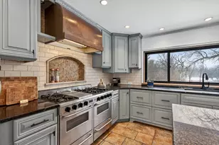 1275 Country Club Rd, Lake Zurich, IL 60047 - Photo 10