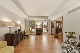 802 Diamond Head Dr W, Shorewood, IL 60404 - Photo 12