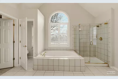 802 Diamond Head Drive W, Shorewood, IL 60404 - Photo 34