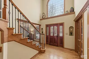 802 Diamond Head Dr W, Shorewood, IL 60404 - Photo 8