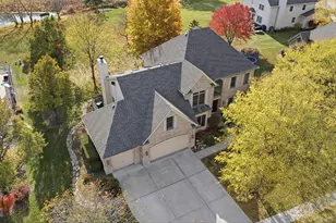 802 Diamond Head Dr W, Shorewood, IL 60404 - Photo 6