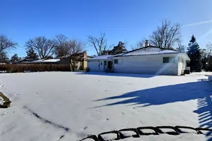 2946 Knollwood Ln, Glenview, IL 60025 - Photo 6