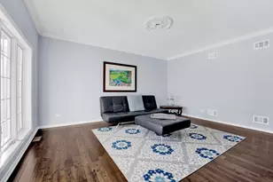 316 S Redfield Ct, Park Ridge, IL 60068 - Photo 6