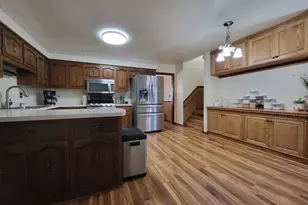 1421 Spruce Ln, Westmont, IL 60559 - Photo 12