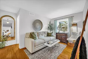 9 Ethell Pkwy, Bloomington, IL 61701 - Photo 16