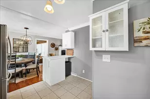 9 Ethell Pkwy, Bloomington, IL 61701 - Photo 12