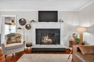 9 Ethell Pkwy, Bloomington, IL 61701 - Photo 6